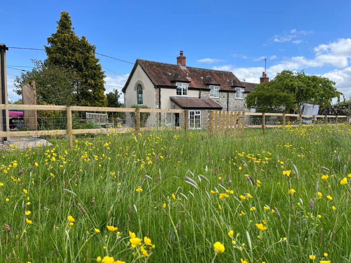 Charming Modernized Country Cottage Near Mere, Wiltshire Mere (Wiltshire) Exterior foto